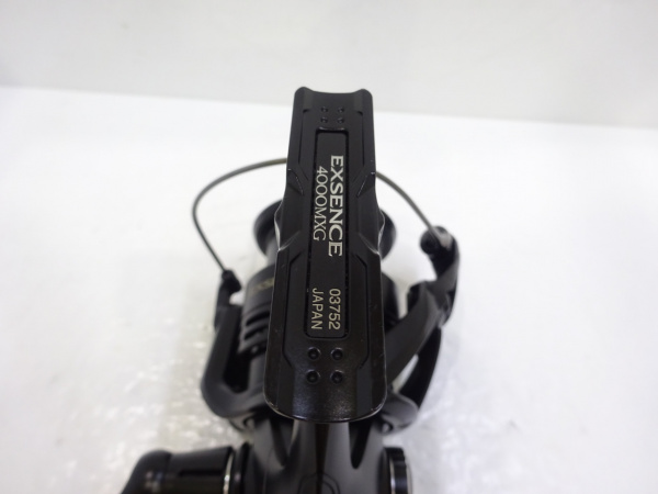 １７エクスセンス ’４０００ＭＸＧ